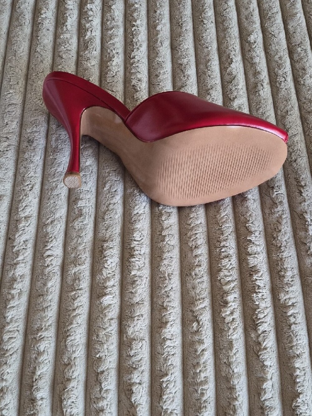 Steve Madden Red Leather Peep-Toe Mule Heel - Picture 3 of 4